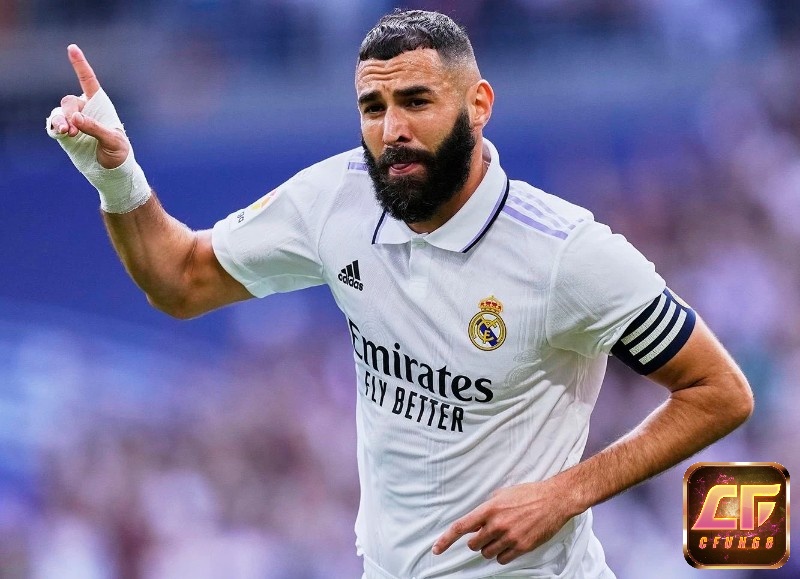 Vị trí thứ 4 trong top cầu thủ ghi bàn nhiều nhất C1 thuộc về Karim Benzema