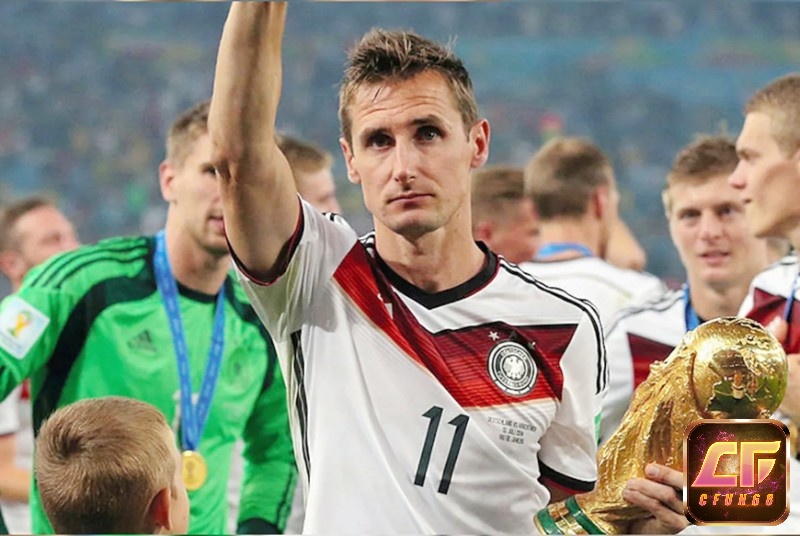 Cựu tuyển thủ Đức Miroslav Klose giữ kỷ lục ghi nhiều bàn thắng nhất tại các kỳ World Cup với 16 bàn.