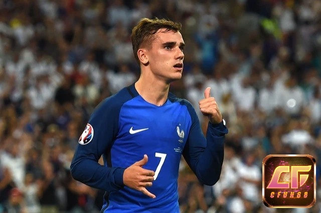 Antoine Griezmann là tiền đạo có tầm sút chính xác nhất Euro