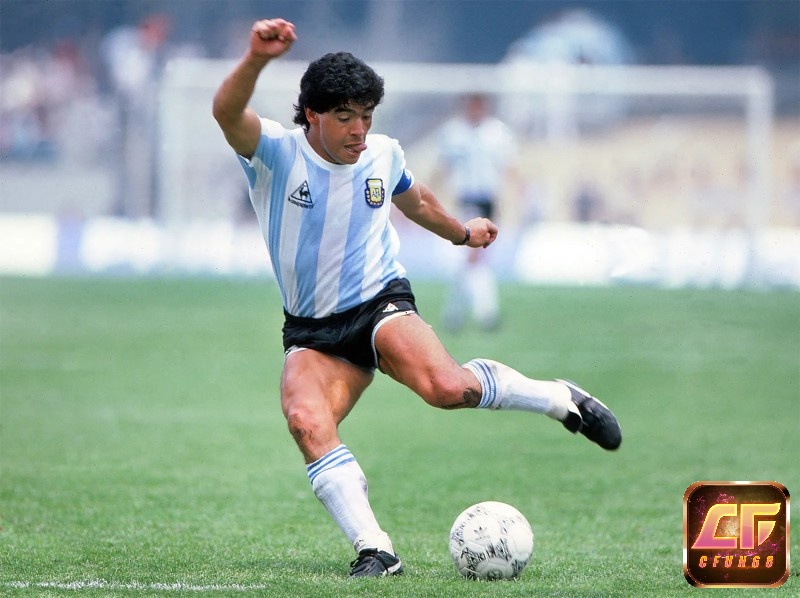 Tiền đạo hay nhất World Cup - Diego Maradona (Argentina)