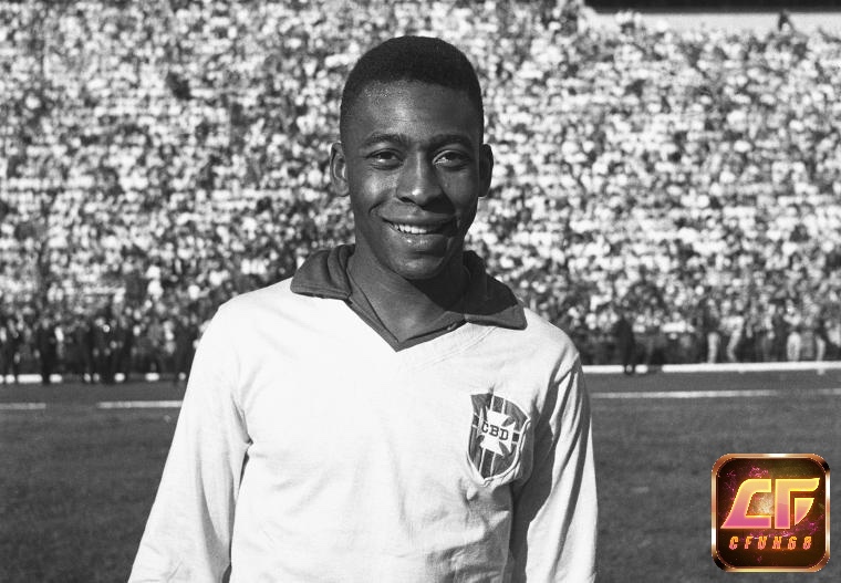 Pele là một cầu thủ huyền thoại trong làng thể thao bóng đá thế giới