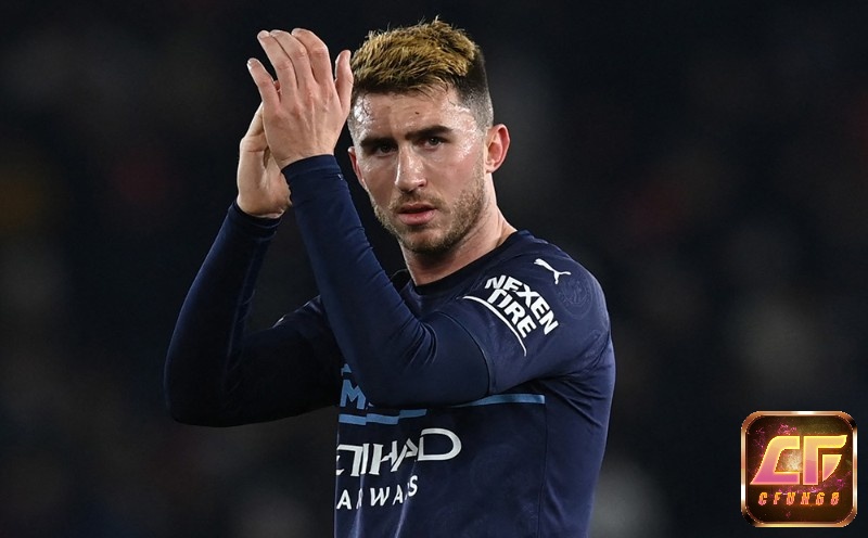 Aymeric Laporte là một trung vệ có khả năng xây dựng tấn công hiệu quả