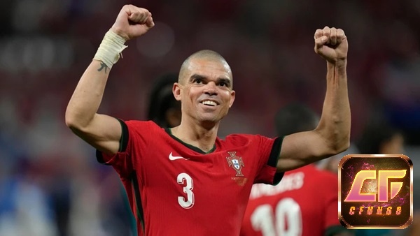 Pepe (41 tuổi) là cầu thủ lớn tuổi nhất VCK EURO 2024